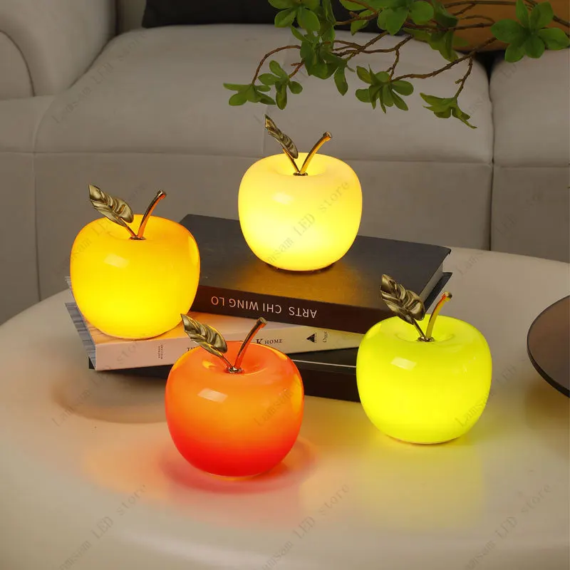 Decor Lighting Cy - Lámpara LED de mesa con forma